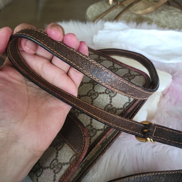 100% Authentic gucci vintage GG canvas crossbody bag - Picture 10 of 13